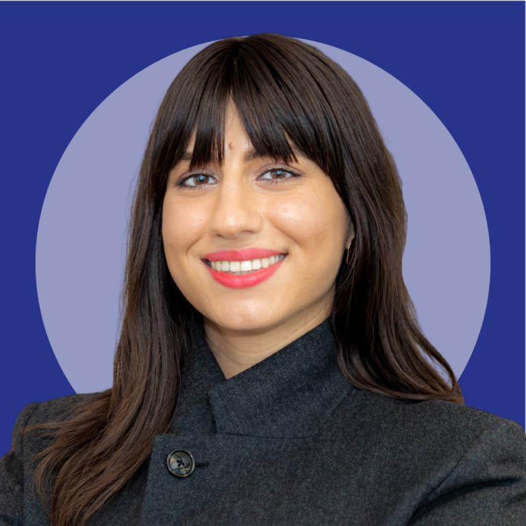 Professional Head Shot of our Business Consultant Rose